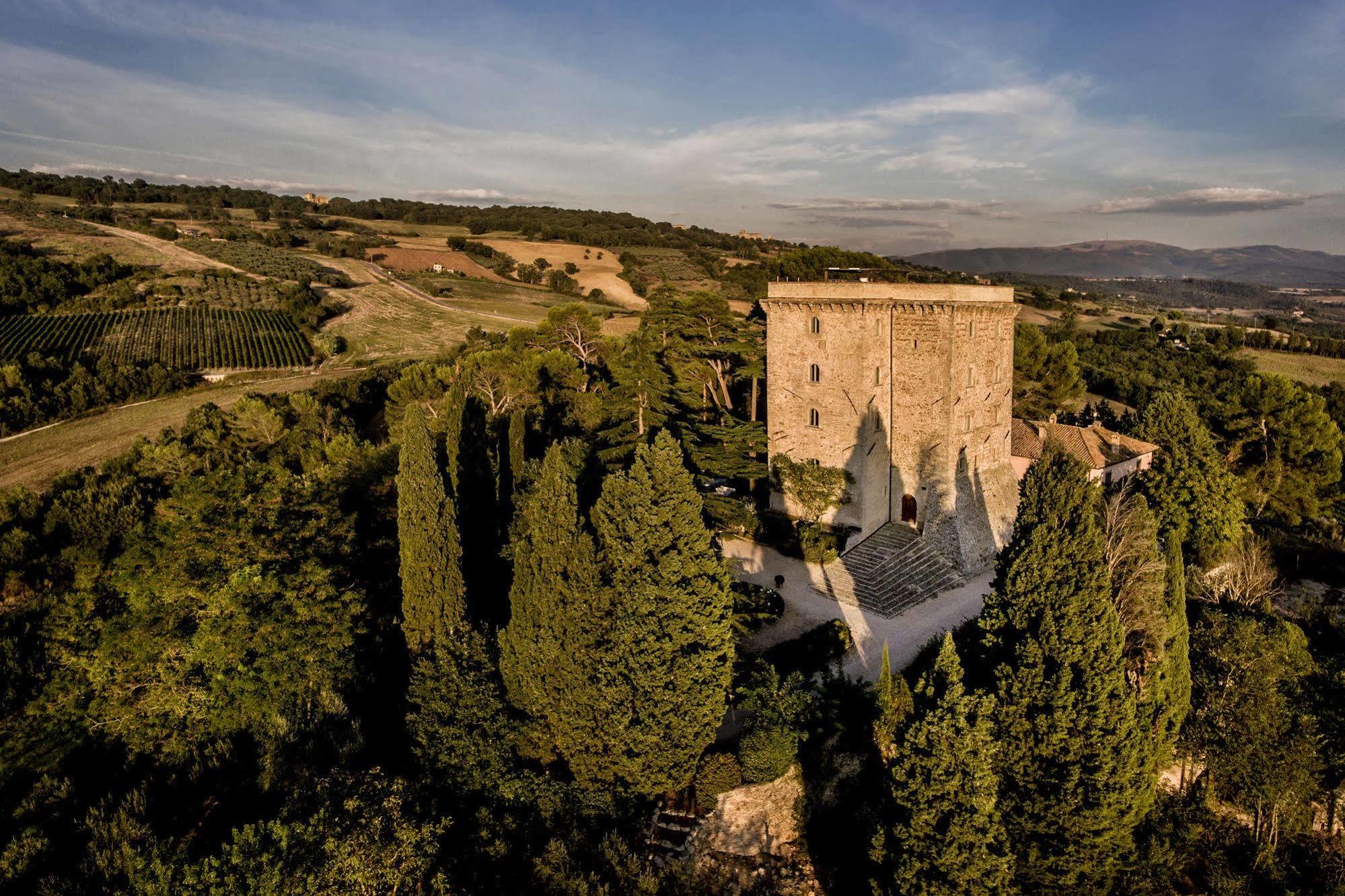 Апарт отель Torre Almonte Тоди Экстерьер фото